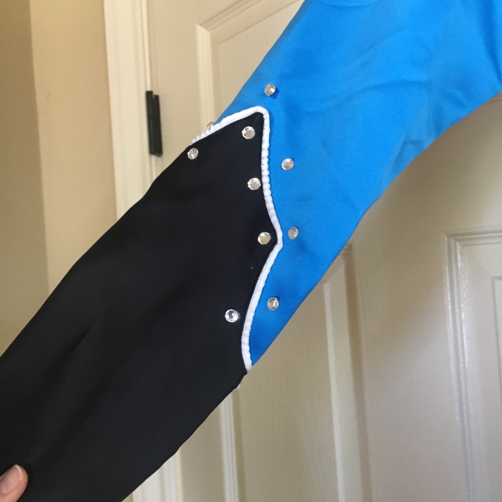 Show Jacket - Picture 3 of 5